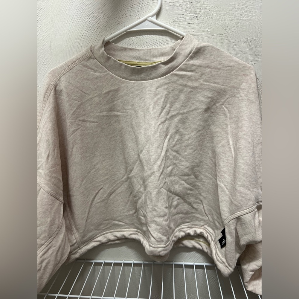 Cream colored Adidas cropped crewneck, size large